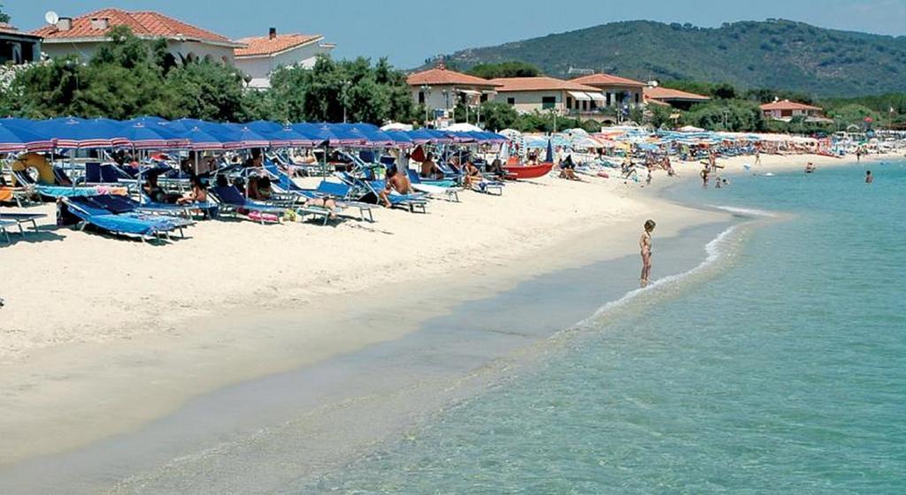 Appartamenti Maricampo By Helloelba Marina di Campo Exterior photo