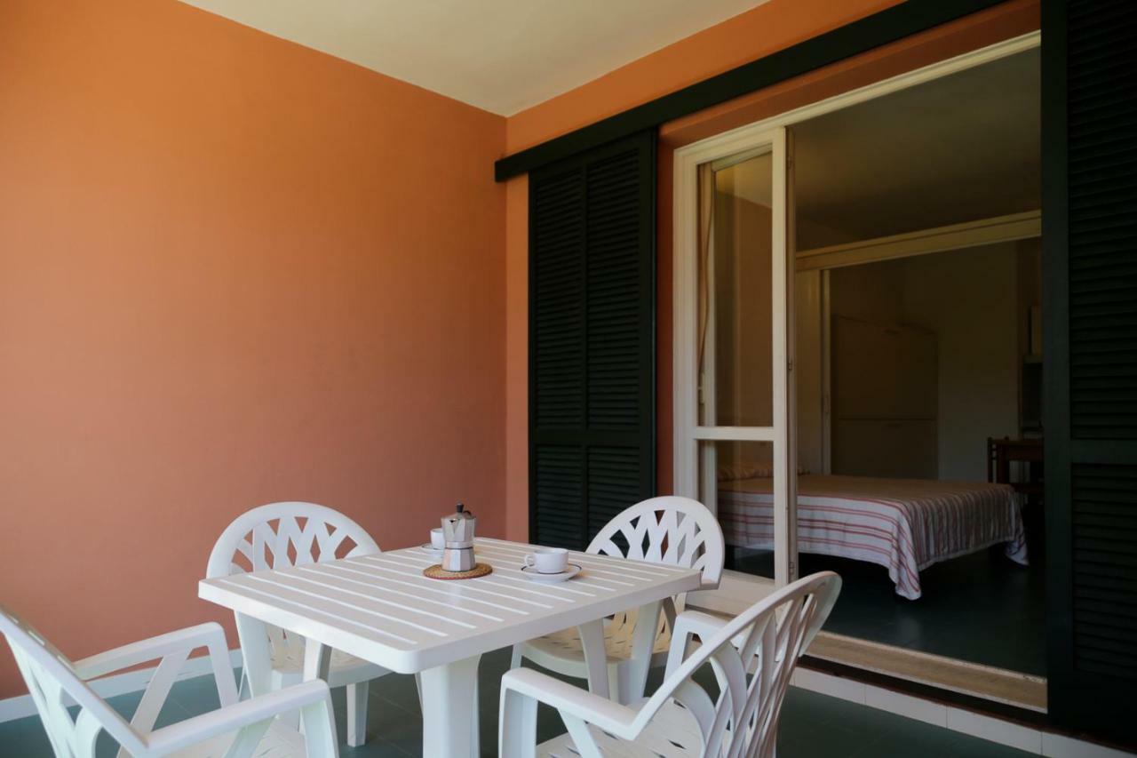 Appartamenti Maricampo By Helloelba Marina di Campo Exterior photo