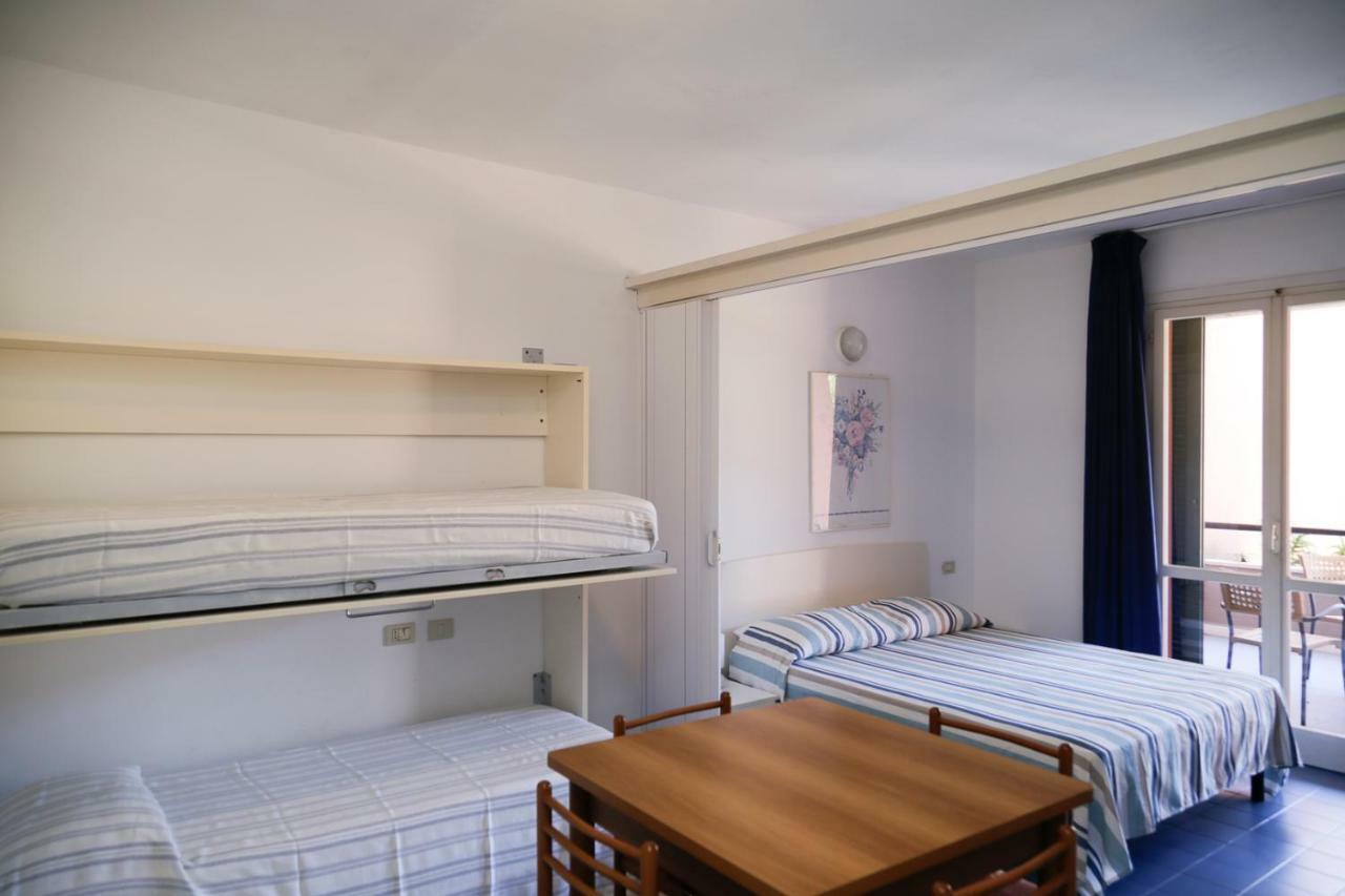 Appartamenti Maricampo By Helloelba Marina di Campo Exterior photo