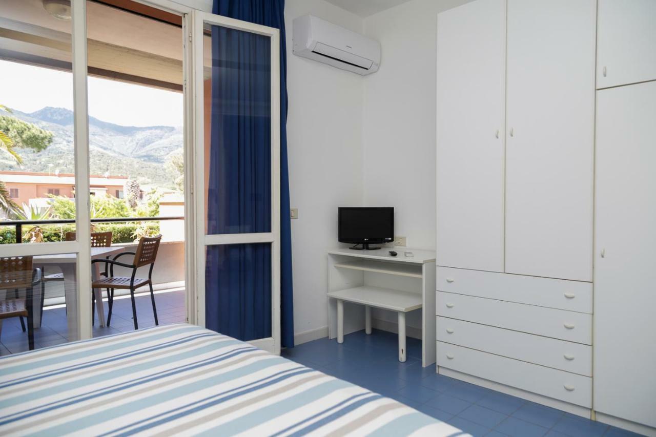 Appartamenti Maricampo By Helloelba Marina di Campo Exterior photo